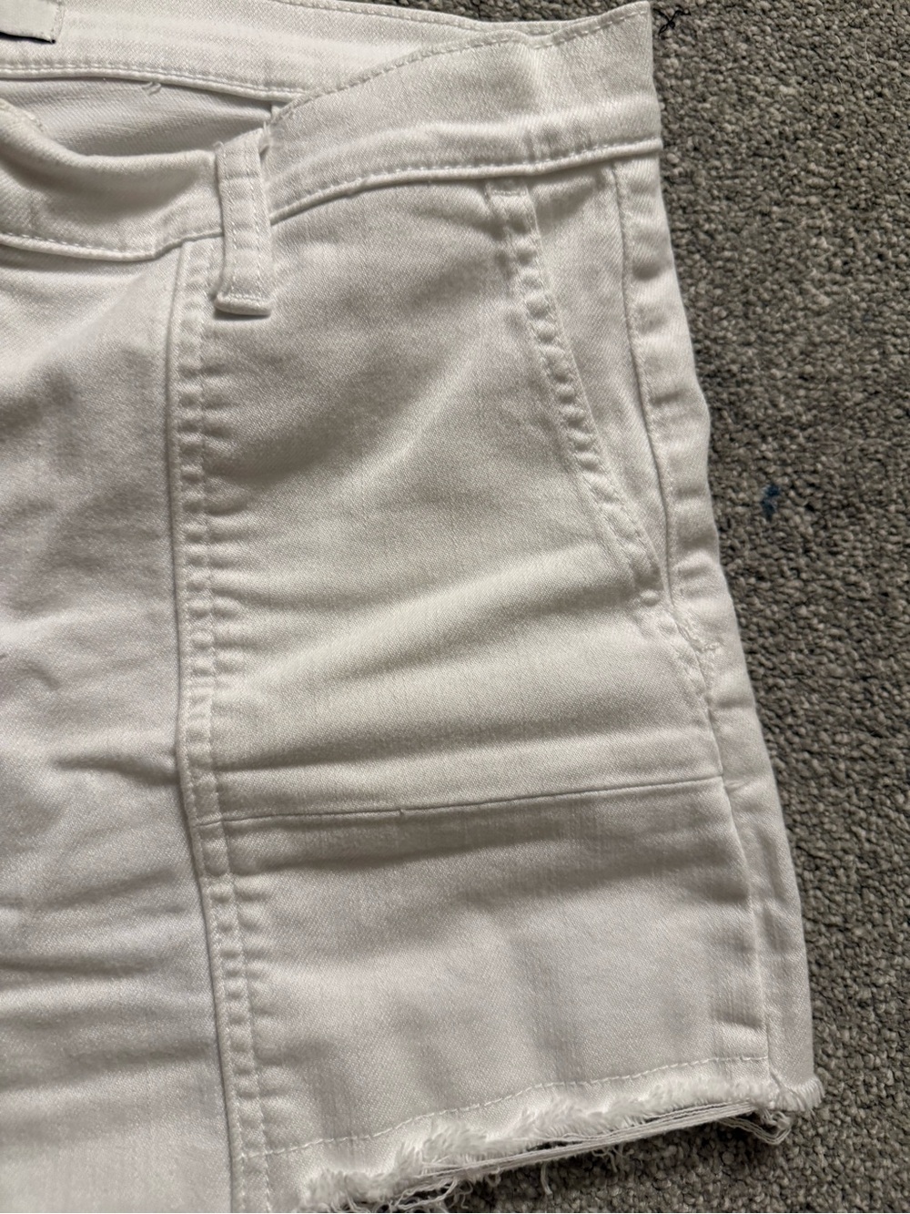 Premium Denim Joe’s White Frayed Hem Women's Shorts w Back Patch Pockets Sz 30 - Picture 5 of 8